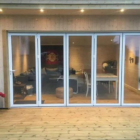 Apartment Vestvagoy Lofoten. Hytte/hus Pa Li.