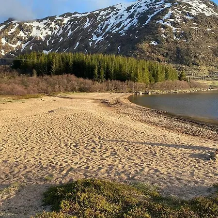 Apartment Vestvagoy Lofoten. Hytte/hus Pa Li. *